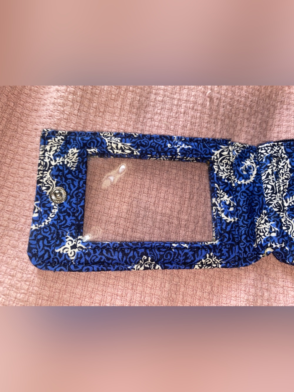 Vera Bradley Royaln Blue and White Seahorse Paisley Wristlet ID Case - Picture 11 of 15